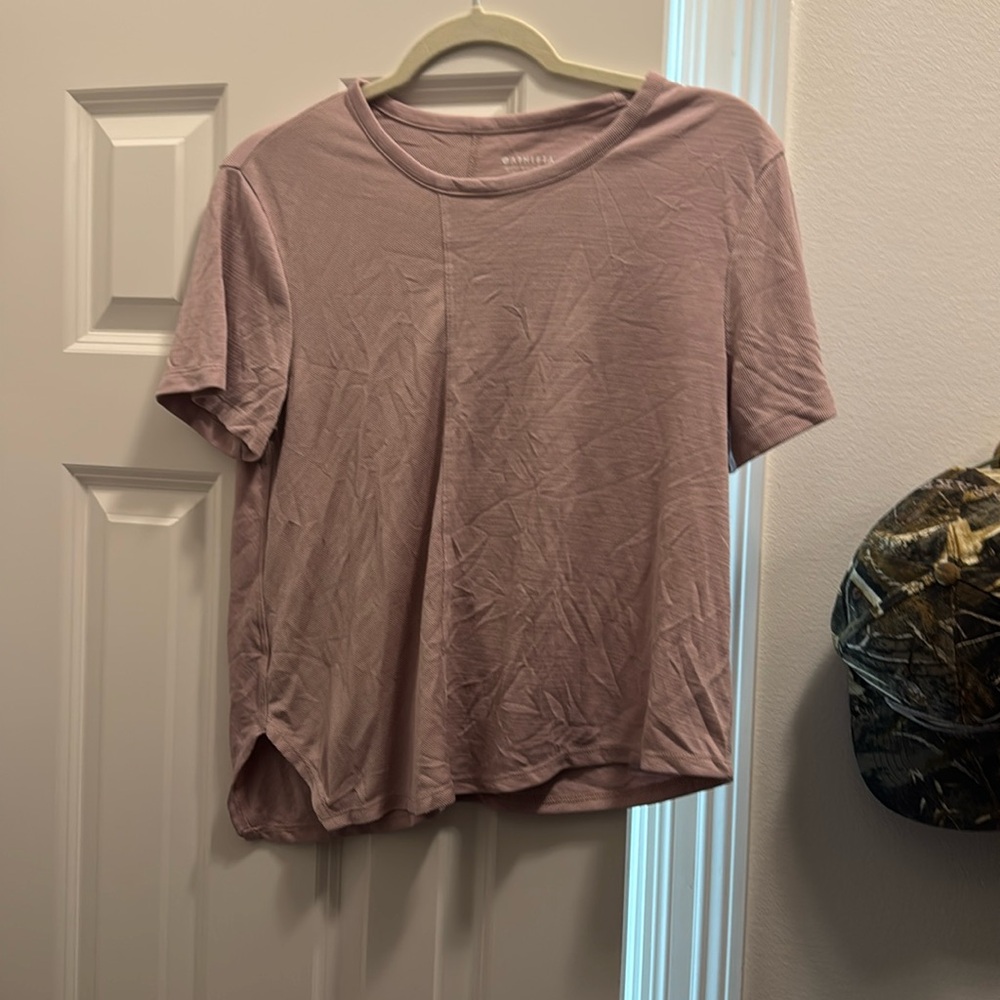Athletes Asymmetrical Relaxed Fit Crop Tee